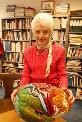 Marian Diamond The 83year old rock star professor at Cal Berkeleyside