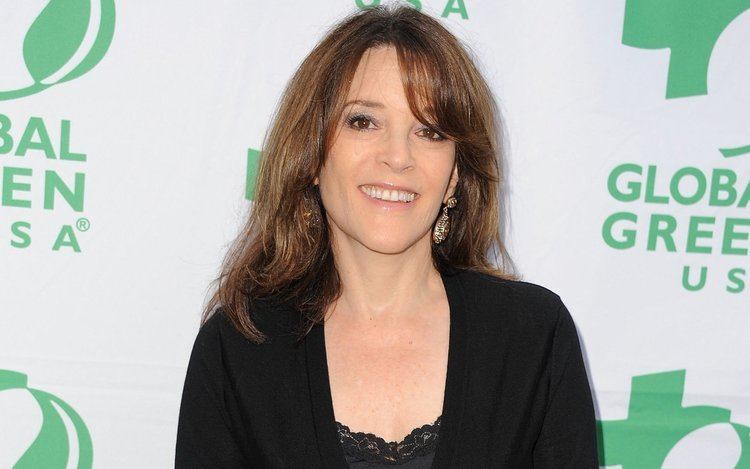 Marianne Williams 7 Daily Devotions from Marianne Williamson to Inspire Your