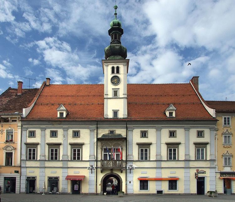 Maribor Town Hall httpsuploadwikimediaorgwikipediacommonsthu