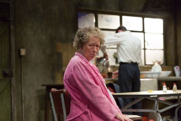 Marie Mullen The Beauty Queen of Leenane TheaterManiacom