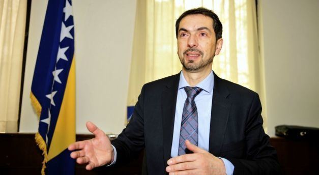 Marinko Čavara avara prihvatio ostavku samo ministra Reufa Bajrovia Visokocoba