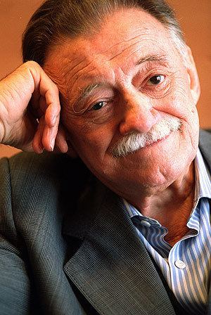 Mario Benedetti Mario Benedetti Uruguayan journalist novelist and poet He was