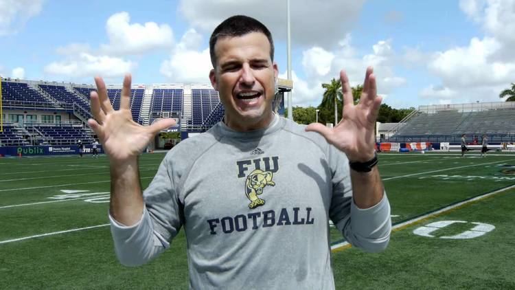 Mario Cristobal Coach Mario Cristobal thanks the fans YouTube