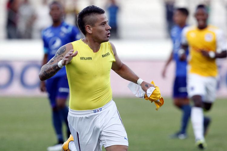 Mario Leguizamón Olimpia finalista con gol de Leguizamn Embajadores del Gol