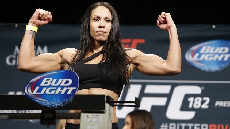 Marion Reneau UFC39s Marion Reneau started MMA at age 32 to save money