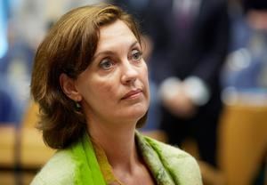 Marith Volp PvdA in actie tegen spaaractie 39Heineken Biertegoed39 Economie