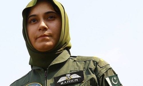 Marium Mukhtiar Female pilot dies as PAF trainer jet crashes near Mianwali