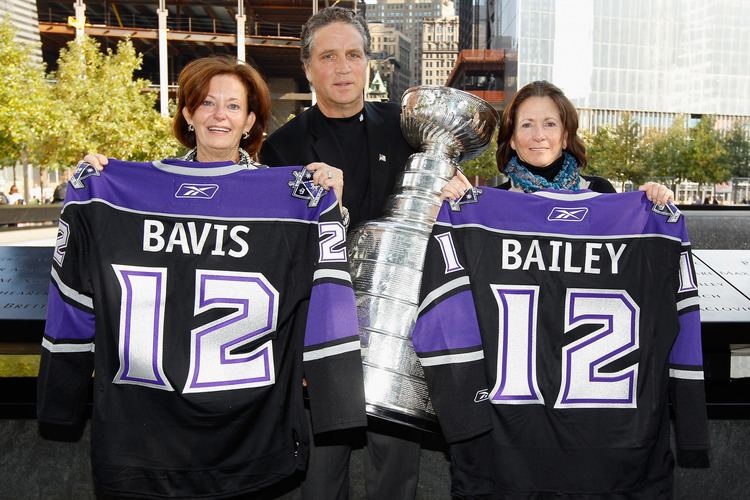 Mark Bavis Remembering Mark and Ace Los Angeles Kings News