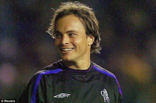 Mark Bosnich Sir Alex Ferguson lacks the bravery to meet me says Mark Bosnich