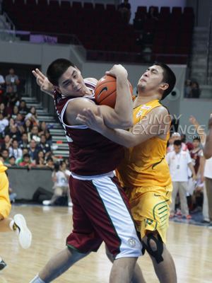 Mark Bringas CAPTION THIS photo of UPs Raul Soyud and FEUs Mark Bringas UAAP