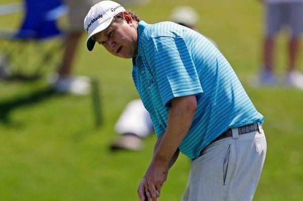 Mark Brooks (golfer) Former PGA Champion Mark Brooks Caddies for J J Henry