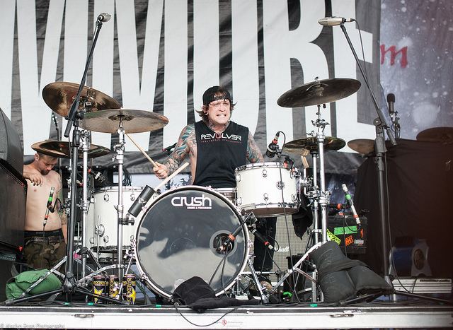 Mark Castillo Rumor Mark Castillo Leaves Emmure Kill The Music