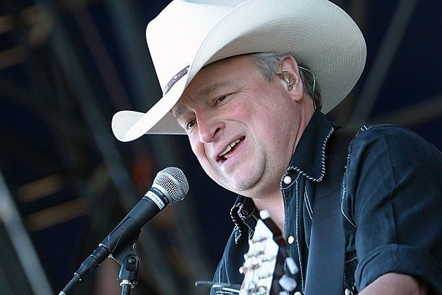 Mark Chesnutt Mark Chesnutt News