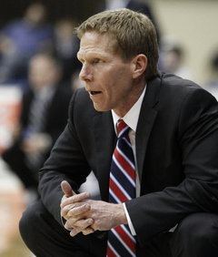 Mark Few Oregon basketball What about Mark Few UO hasn39t asked