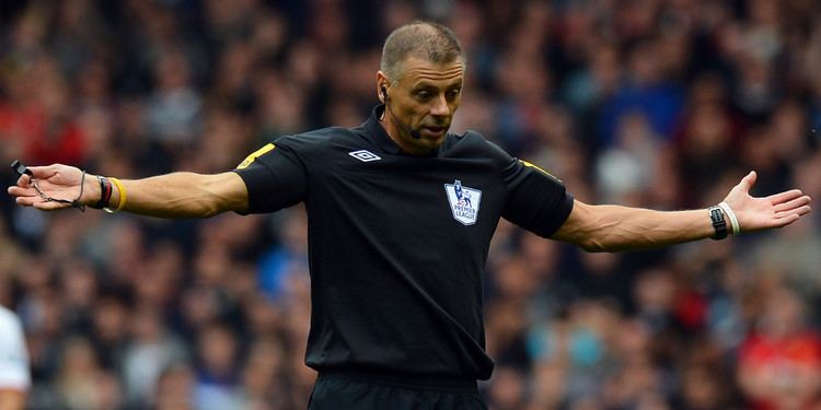 Mark Halsey Mark Halsey Says Premier League Refereeing Standards Aren