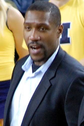Mark Hughes (basketball) httpsuploadwikimediaorgwikipediacommonsff