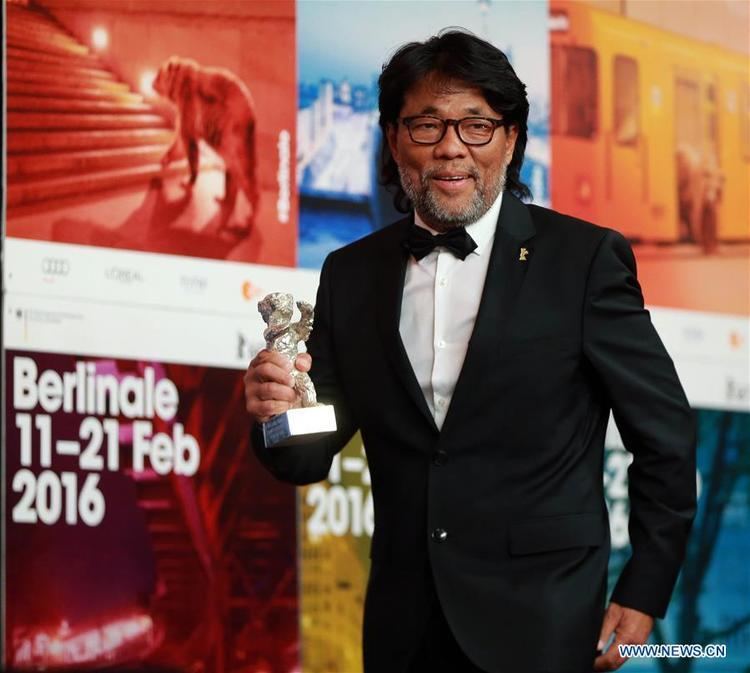 Mark Lee Ping-bing Mark Lee PingBing awarded Silver Bear Xinhua Englishnewscn