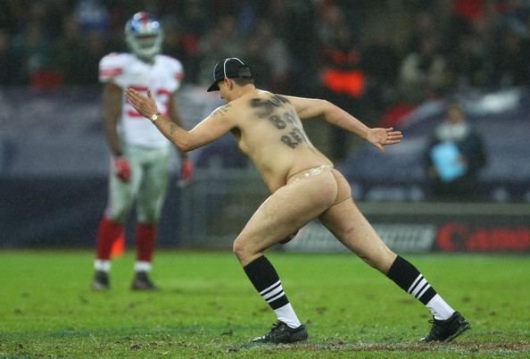 Mark Roberts (streaker) Mark Roberts Pictures New York Giants v Miami Dolphins