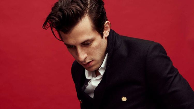 Mark Ronson Mark Ronson on Loving Steely Dan and Finding the Funk With