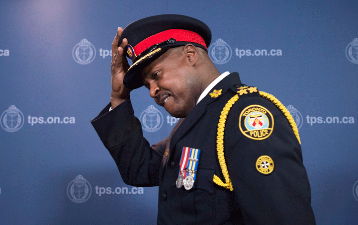 Mark Saunders (police chief) Mark Saunders officially named Toronto39s new police chief