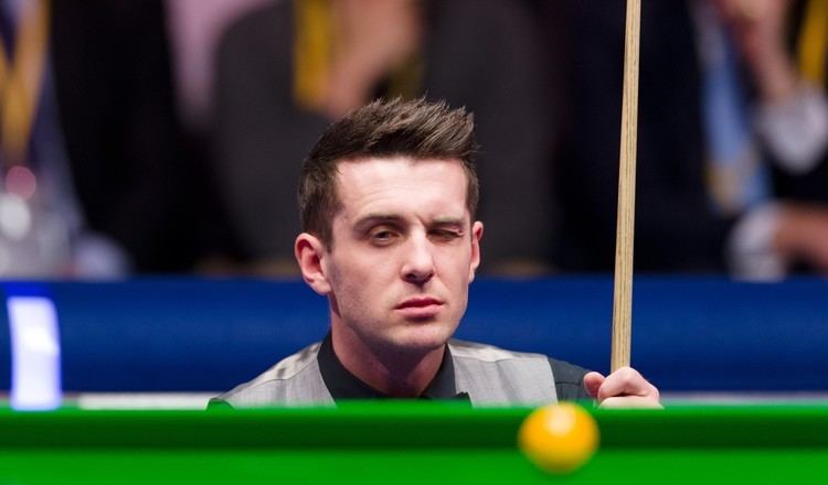 Mark Selby Mark Selby agonisingly misses final black of 147 break at