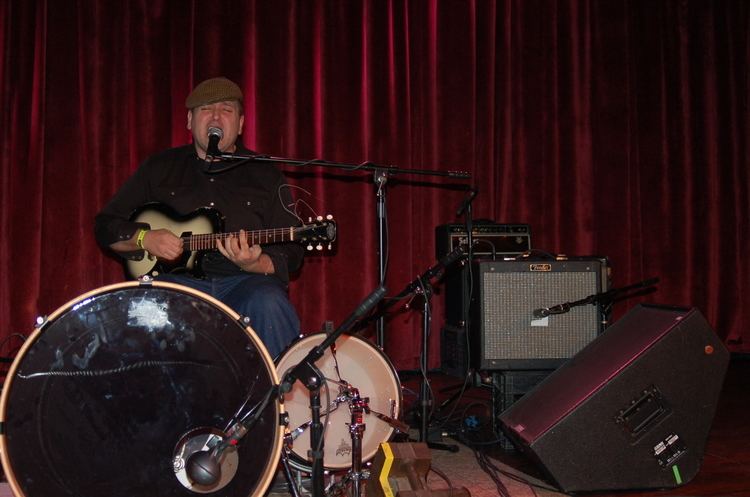 Mark Sultan Live Review and Pics The Gories at the Bell House with Mighty Fine