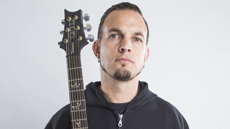 Mark Tremonti VIDEO Me and my guitar with Alter Bridge39s Mark Tremonti
