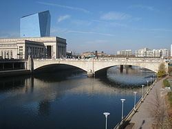 Market Street Bridge (Philadelphia) httpsuploadwikimediaorgwikipediacommonsthu