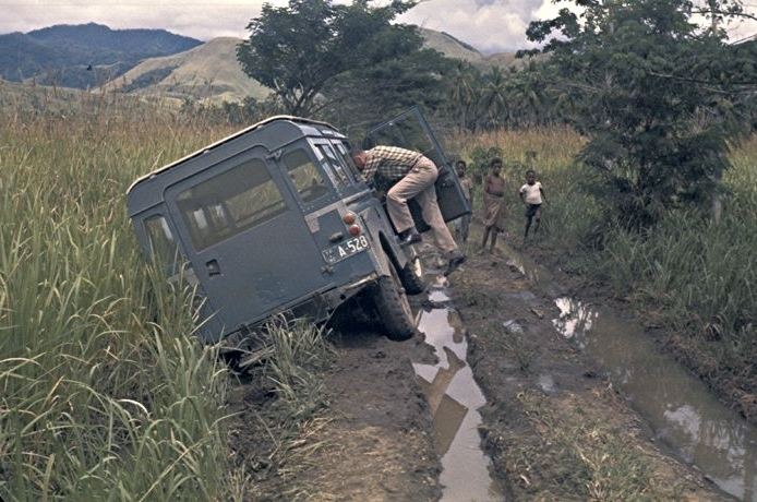 Markham Valley Outward journey to Papua and New Guinea bogged jeep Markham valley