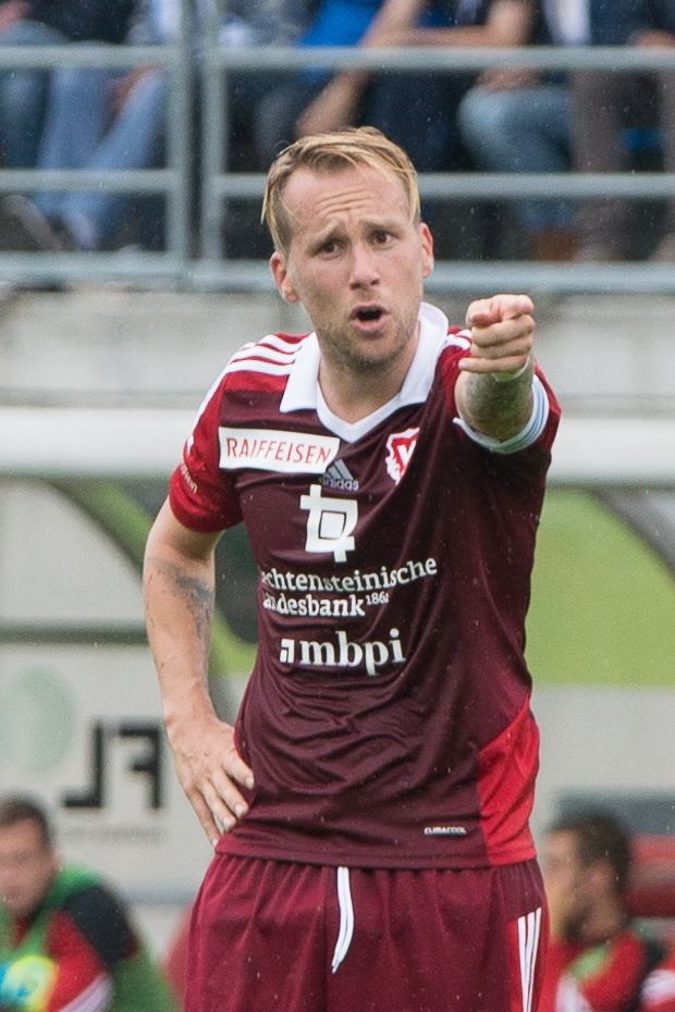 Markus Neumayr Neumayr definitiv bis 2016 beim FC Vaduz