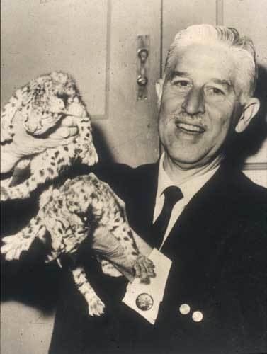 Marlin Perkins Marlin Perkins Saint Louis Zoo