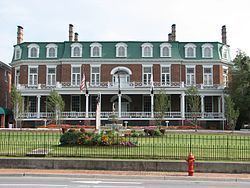 Martha Washington Inn httpsuploadwikimediaorgwikipediacommonsthu