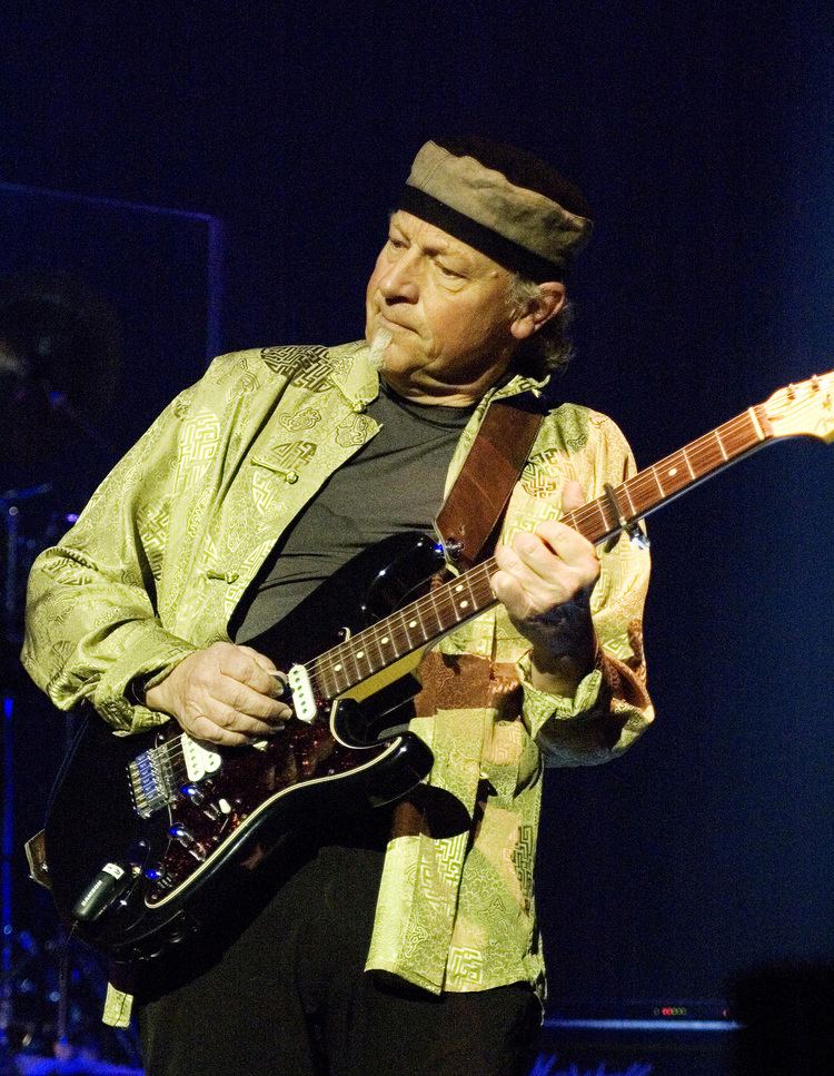 Martin Barre wwwthegigcartelcomimagesartistsmedmartin20b