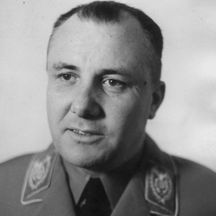 Martin Bormann Martin Bormann War Crimes Military Leader Biographycom