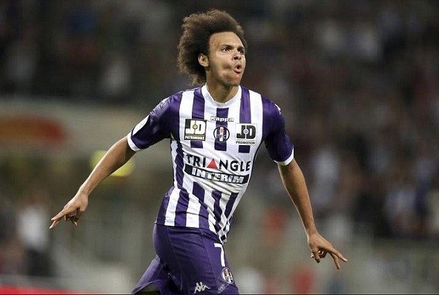 Martin Braithwaite West Ham and Crystal Palace watching Toulouse forward Martin