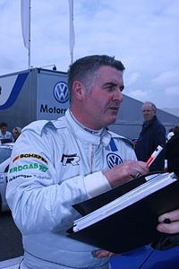 Martin Donnelly (racing driver) httpsuploadwikimediaorgwikipediacommonsthu