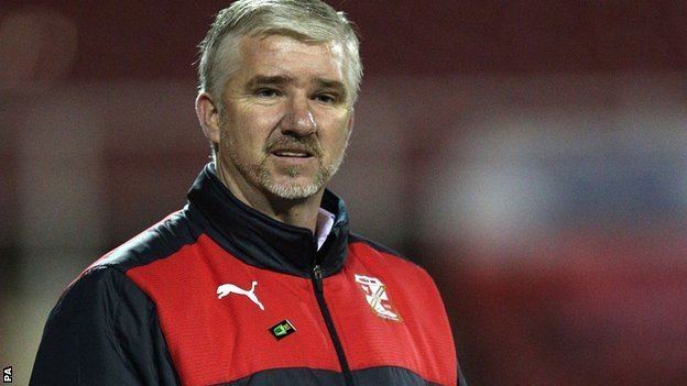 Martin Ling BBC Sport Martin Ling Swindon Town boss resigns because