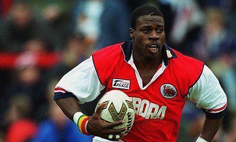 Martin Offiah Martin Offiah to feature in Wembley statue of rugby league