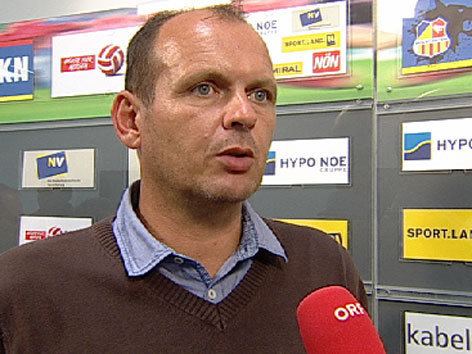 Martin Scherb St Plten beurlaubte Trainer Scherb noeORFat
