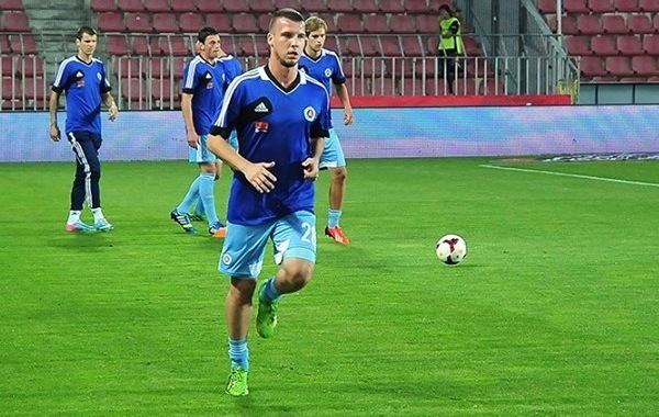 Martin Vrablec Zvodan Martin Vrablec sa chce predra do nabitho kdra Slovana