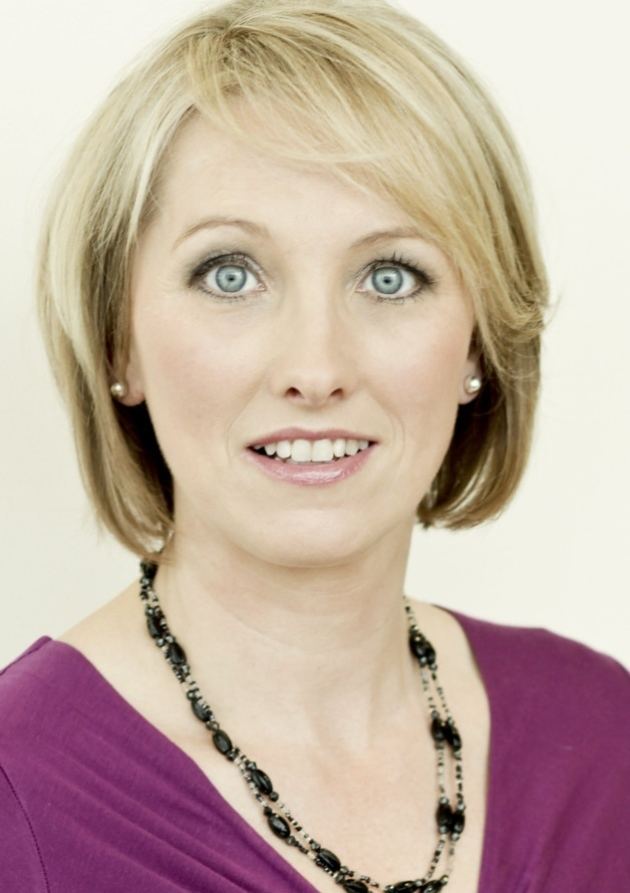 Martine Croxall BBC presenter hosting Tudor Night at St Albans LitFest