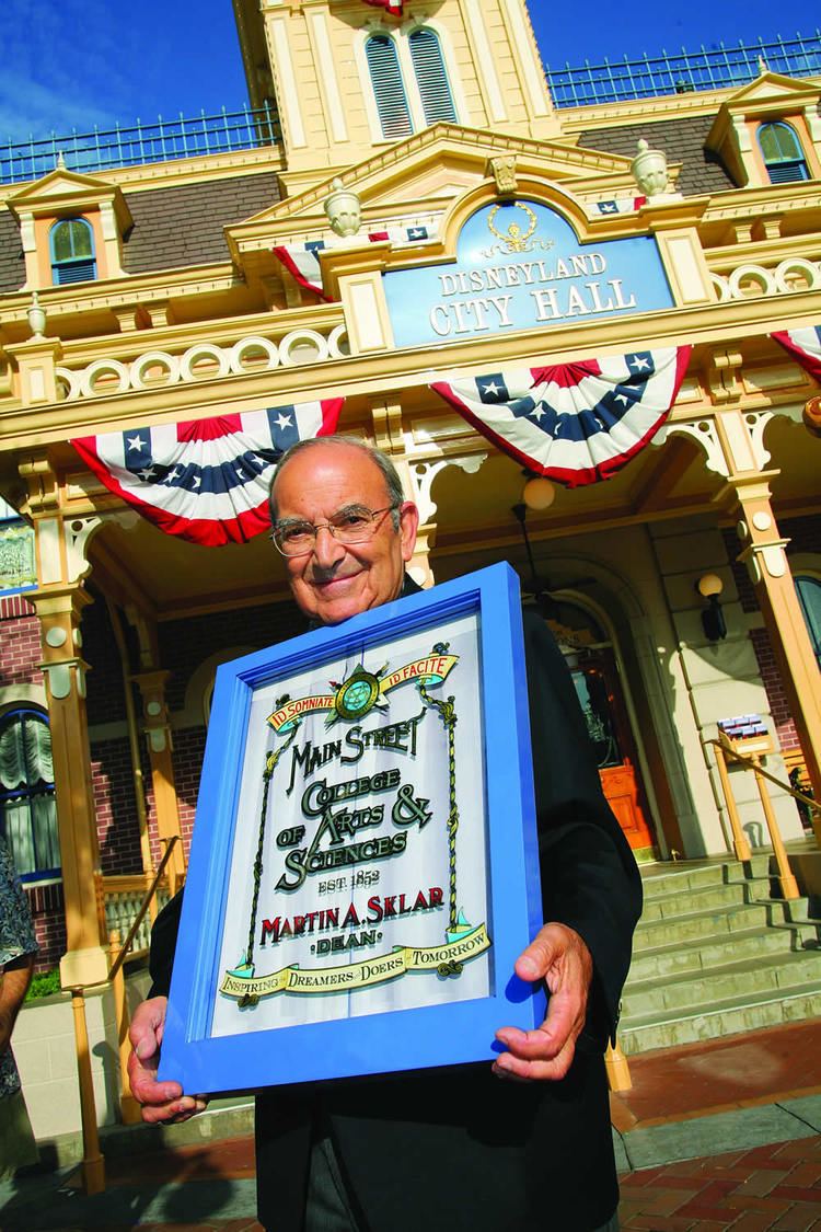 Marty Sklar Disney Legend and Walts righthand man Marty Sklar dies at 83