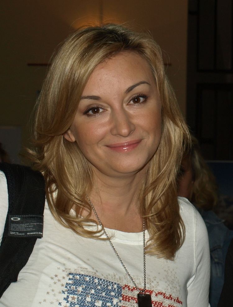 Martyna Wojciechowska httpsuploadwikimediaorgwikipediacommonsbb