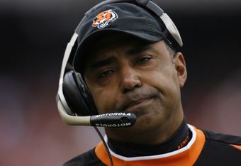 Marvin Lewis Should Marvin Lewis be fired by Bengals