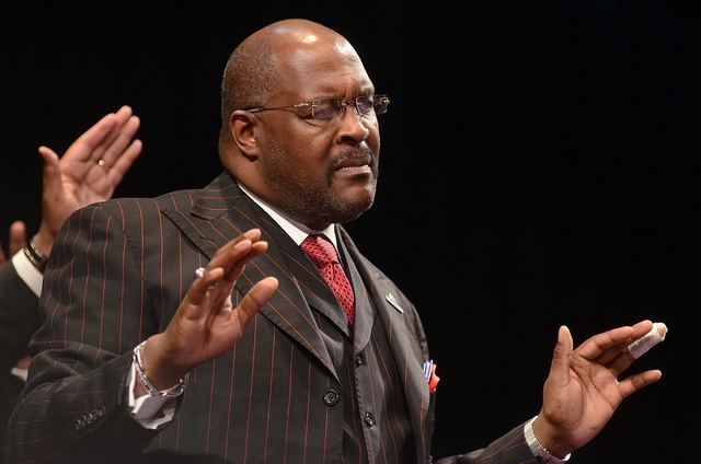 Marvin Winans Is Famed Pastor Marvin Winans Wrong for Refusing to Bless