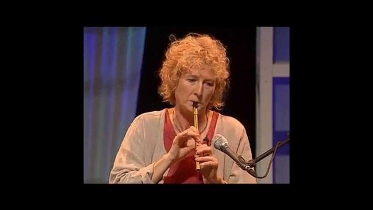 Mary Bergin 2000 TG4 Gradam Ceoil Musician of the Year Award Mary Bergin YouTube