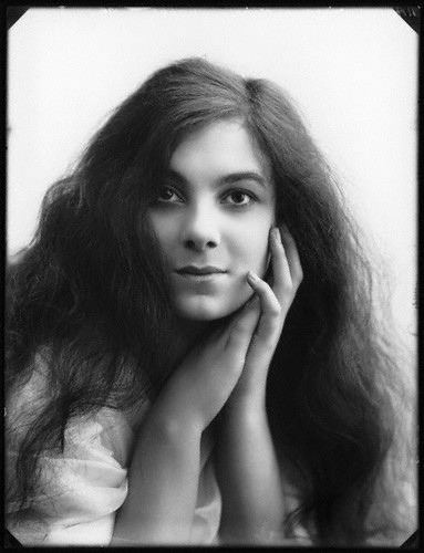 Mary Clare A very young Mary Clare British Stage Actress who later went on to