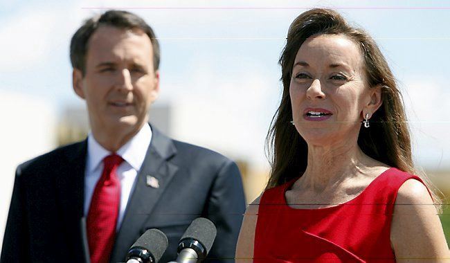 Mary Pawlenty Mary Pawlenty weighs bid to replace John Kline