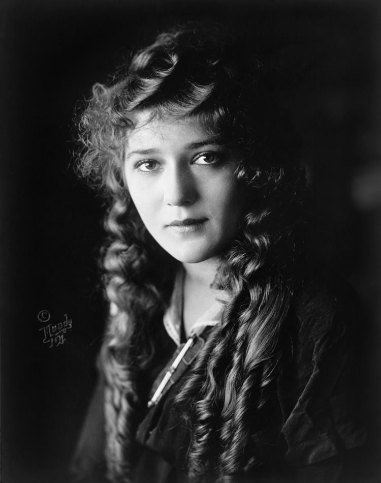 Mary Pickford This Day in History June 24th Pickford39s Million