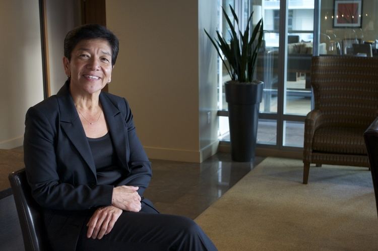 Mary Yu Justice Mary Yu Crossing Boundaries to the Supreme Court The